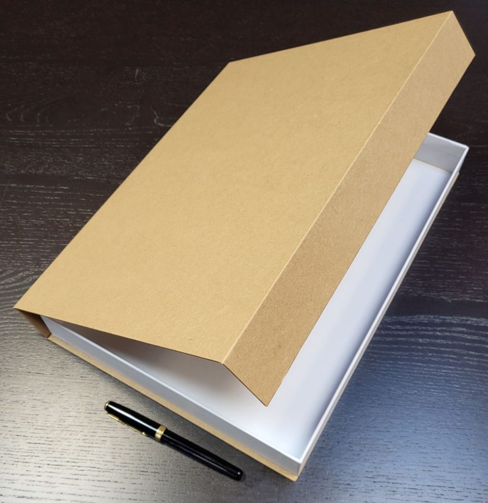 6525-Cutie magnetica 368x258x40mm-1