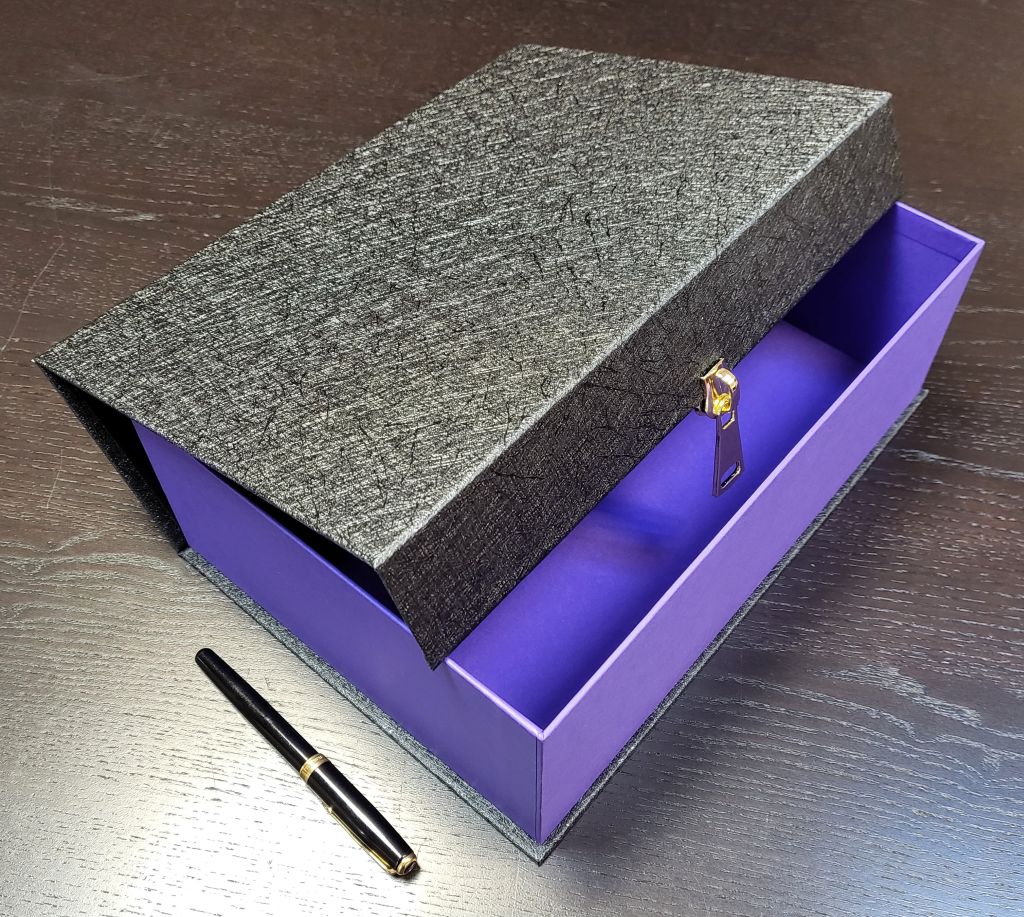 6475-Cutie mov cu piele si fermoar 300x210x100-1