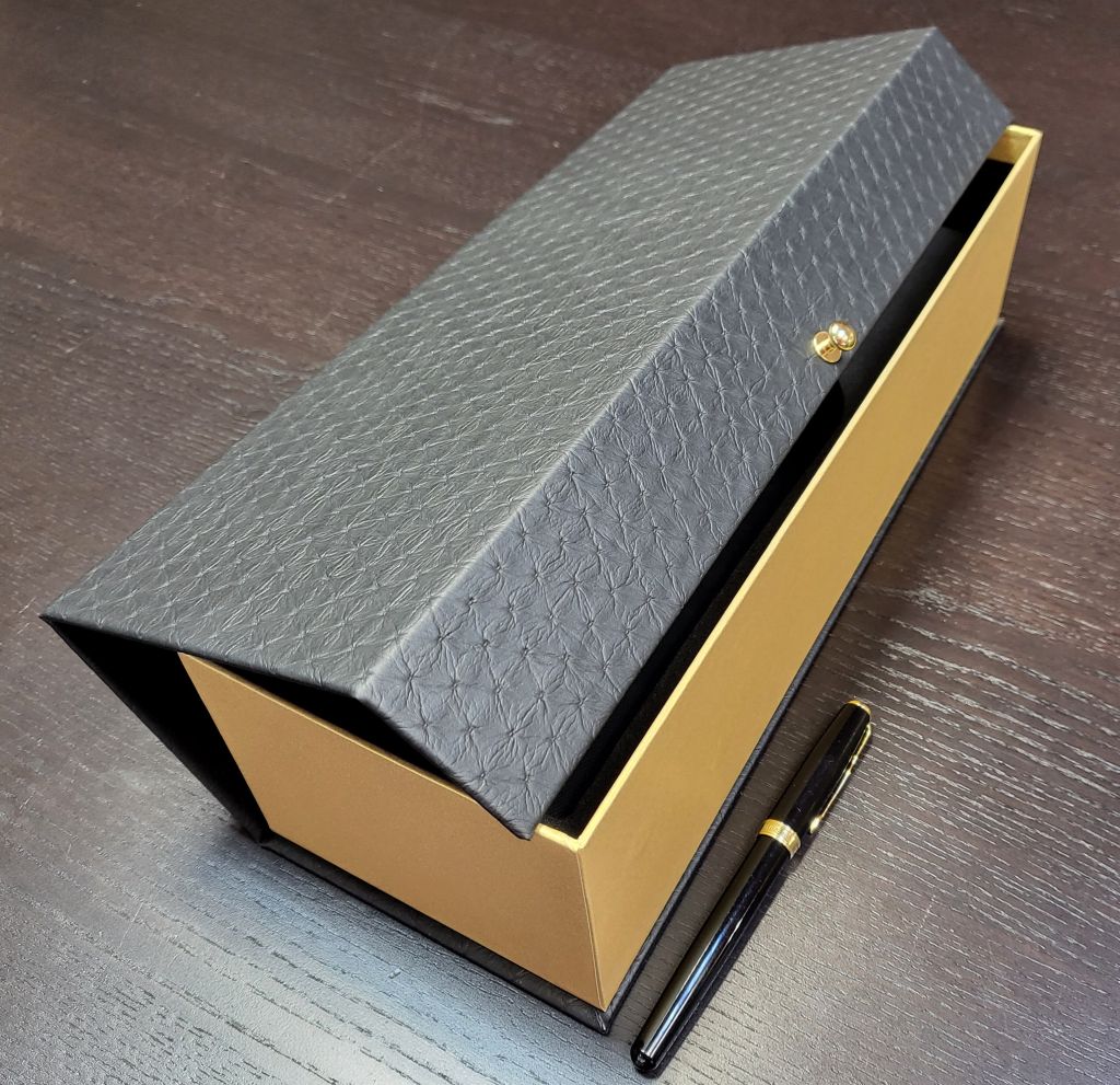 6314cutie piele+6315.2insert burete sticla vin4